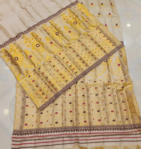 Tusar Silk Mekhela Sador with Heavy Guna & Floral Work