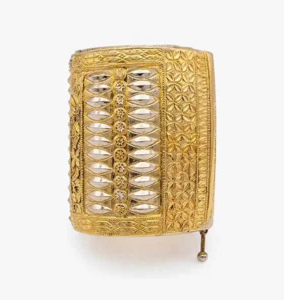 Gamkharu with Pure Gold & Silver